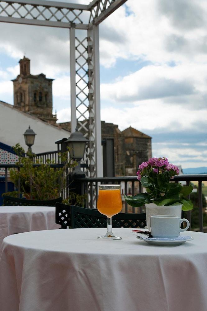 Hotel El Convento 아르코스델라프론테라 외부 사진